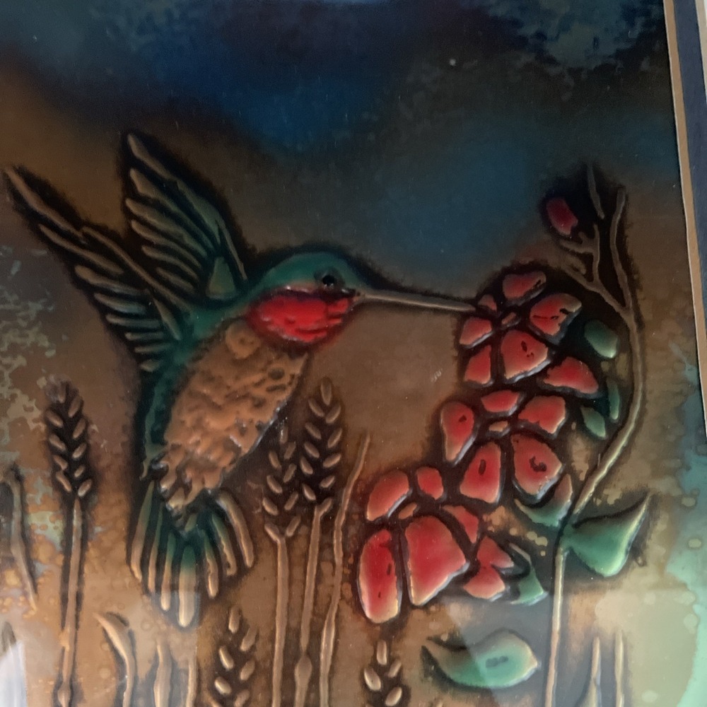 Don J. Dye Repousse Art Hummingbird Hammered Metal Copper Painted 15x12" Frame - Picture 3 of 8